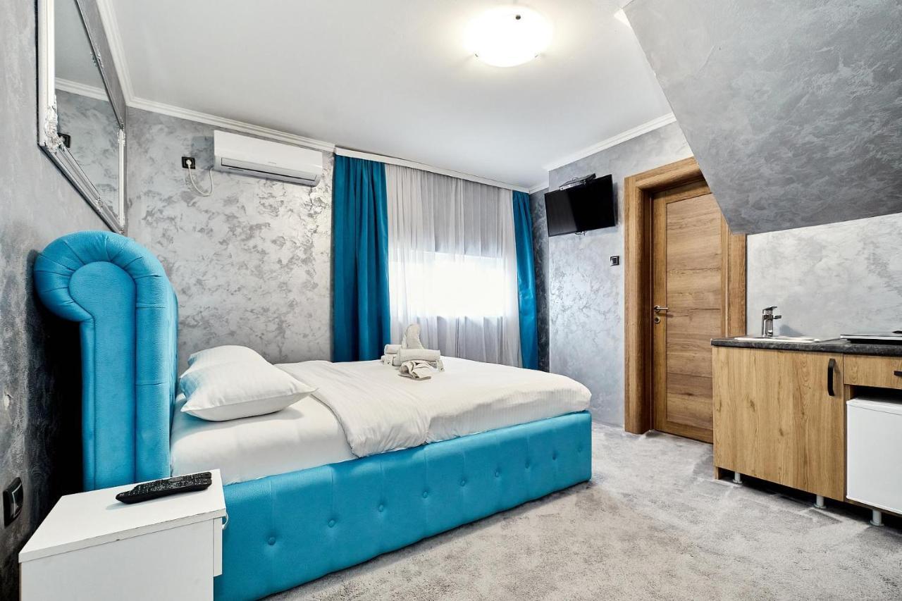 Room Novi Sad Luaran gambar