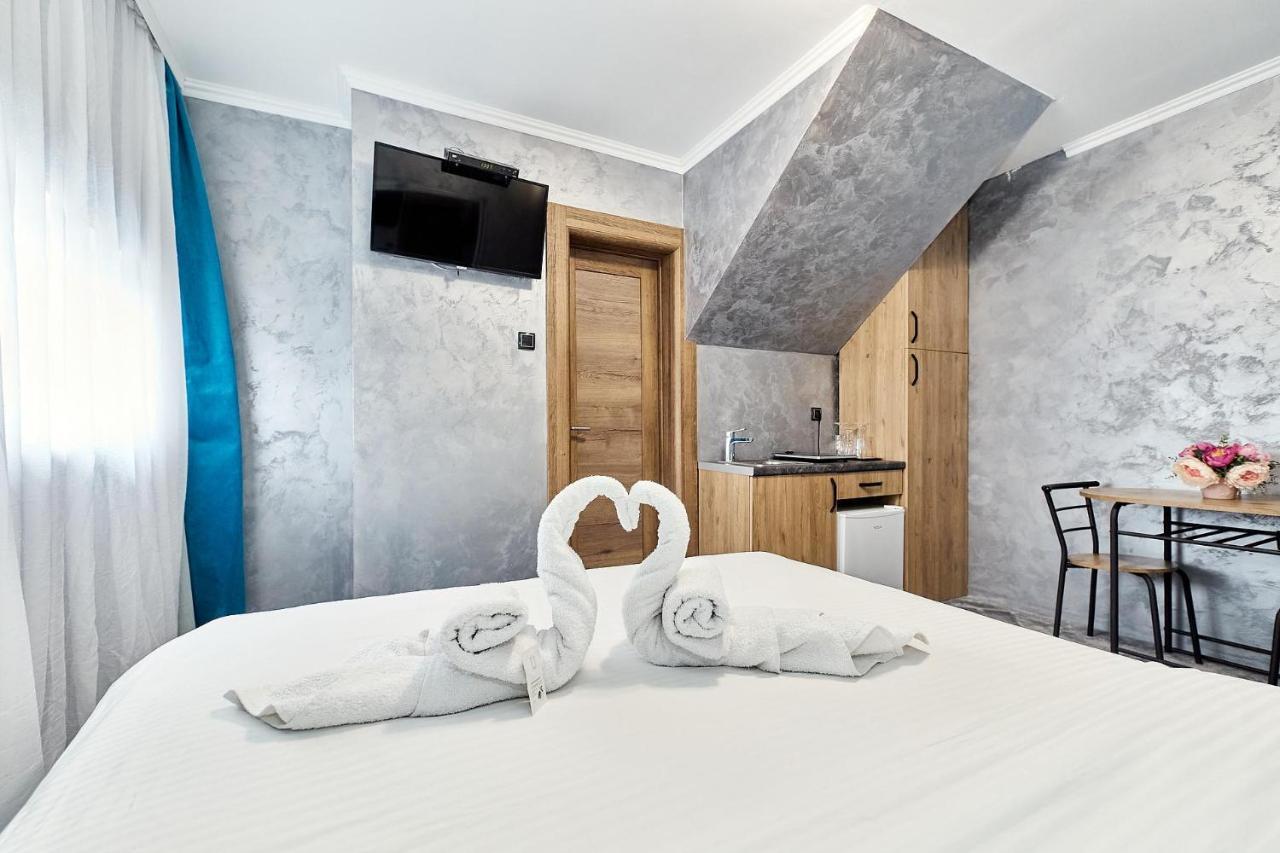 Room Novi Sad Luaran gambar
