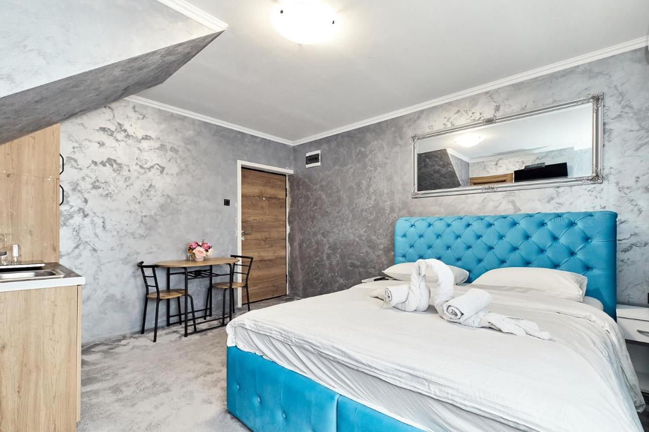 Room Novi Sad Luaran gambar